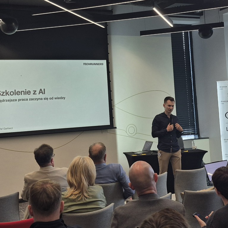 Sztuczna inteligencja pomaga przedsiębiorcom.