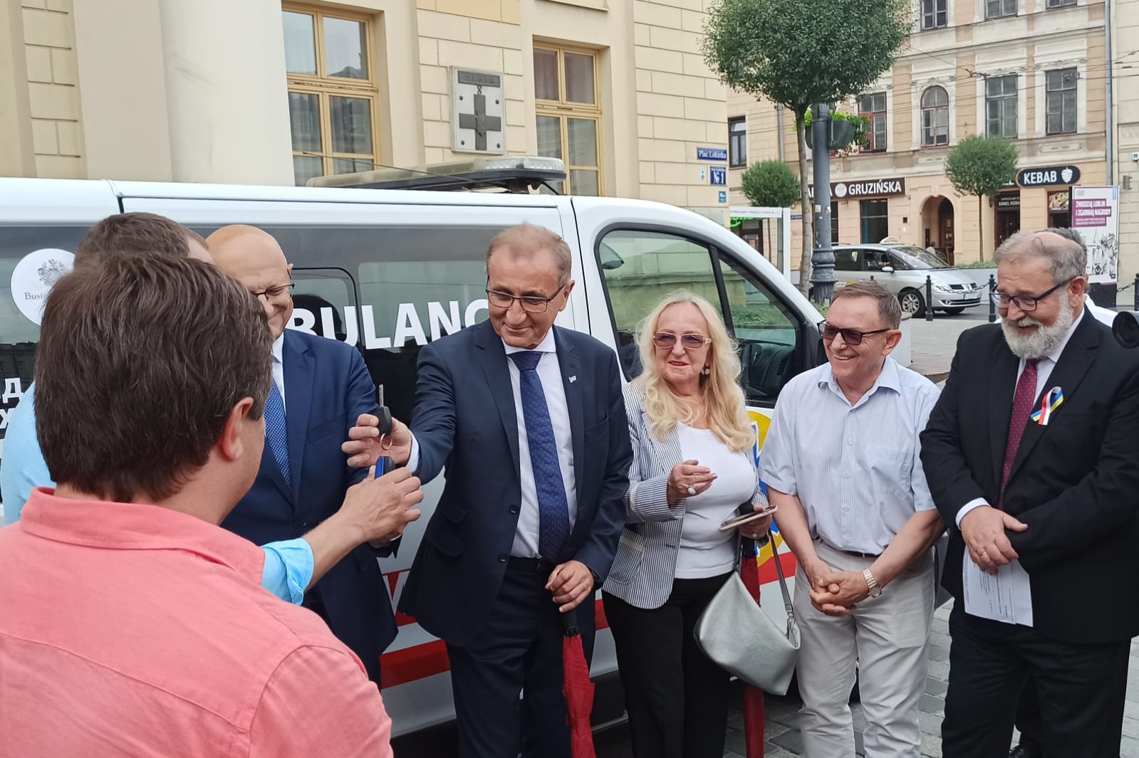 foto 2022 07 06 przekazanie karetki