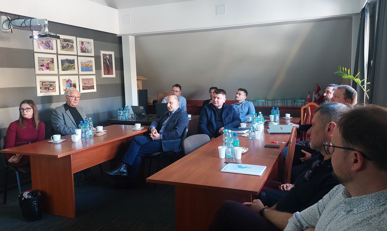 2023 02 08.02 Easy Resize